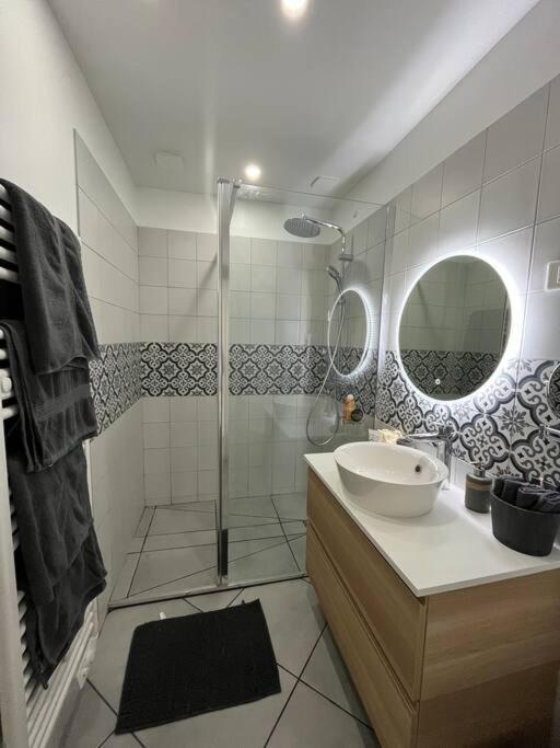 Superbe Appartement Moderne En Rez-De-Chaussee Ozoir-la-Ferrière Exterior foto